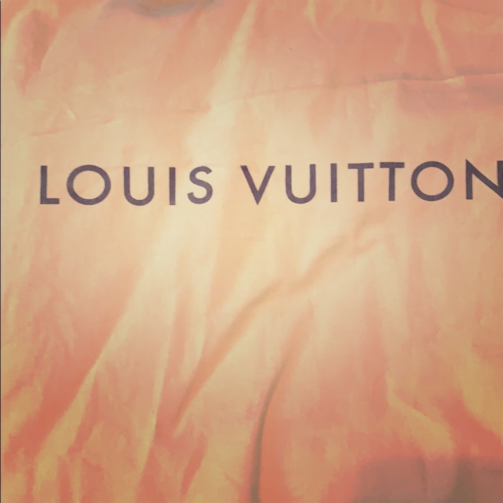 Make an offer! AUTHENTIC LOUIS VUITTON MESSENGER